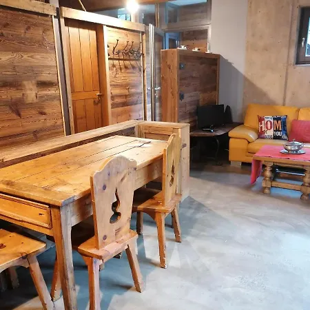 Apartment Loft In Courmayeur